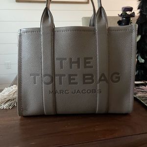 Marc Jacobs Medium Tote Bag
